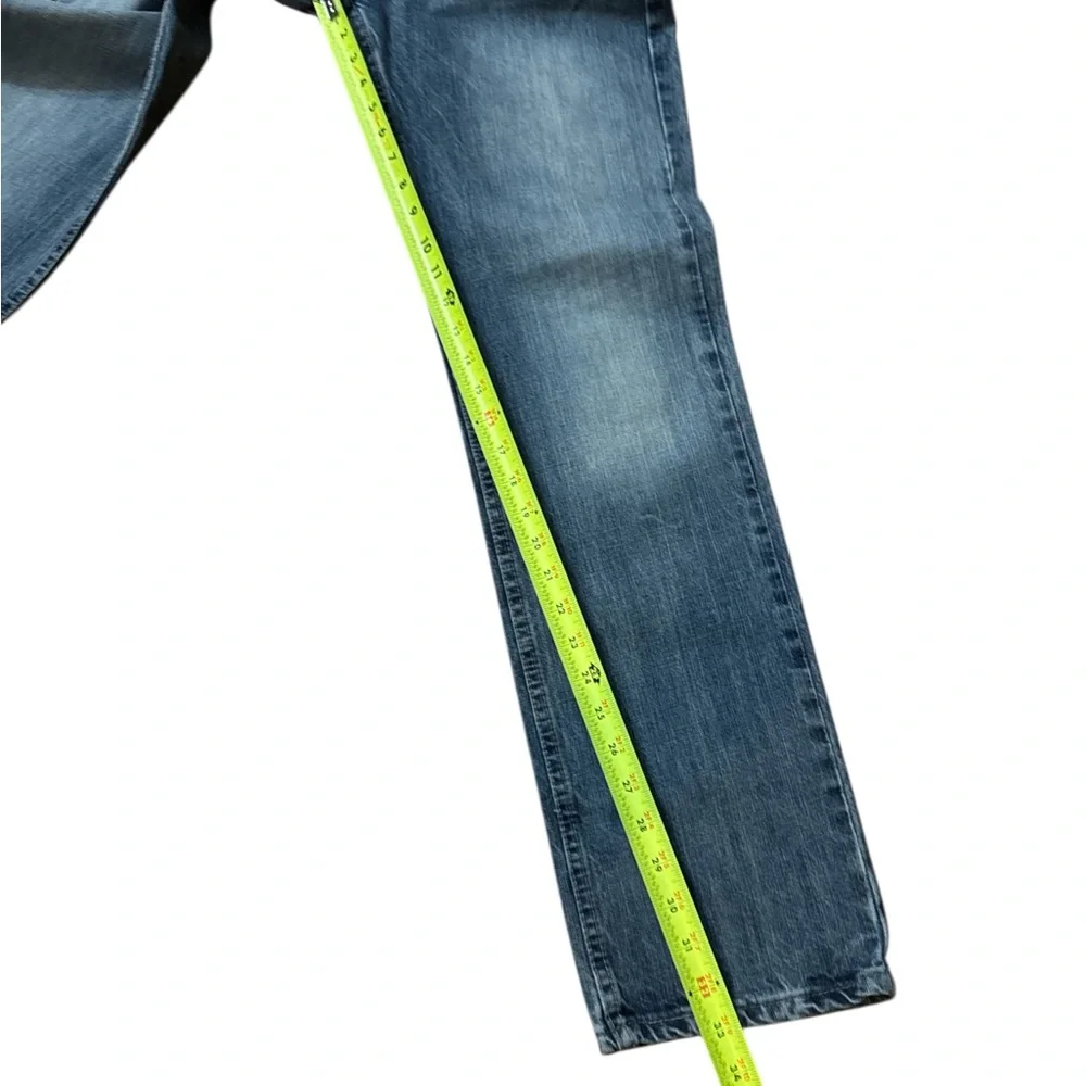 Levi’s Men’s Light Wash‎ Denim Jeans Size 31x32 Levi’s 514 Series Jeans